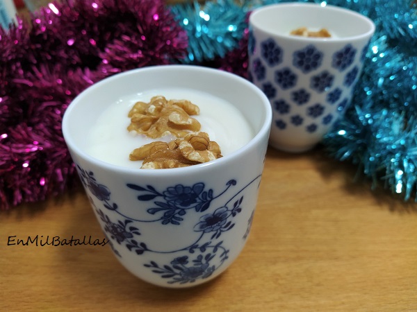 Crema de coco navideña con nueces - En Mil Batallas